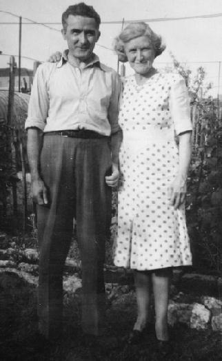 Dan & Hetty in their garden, Bryony Road Hammersmith, c. 1950