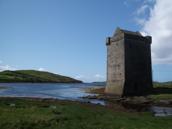 Image of a 16th century tower house on an inlet from Clew Bay near Rockfleet Castle 