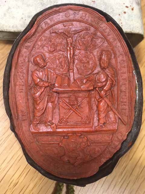 Red seal depicting the crucifixion 