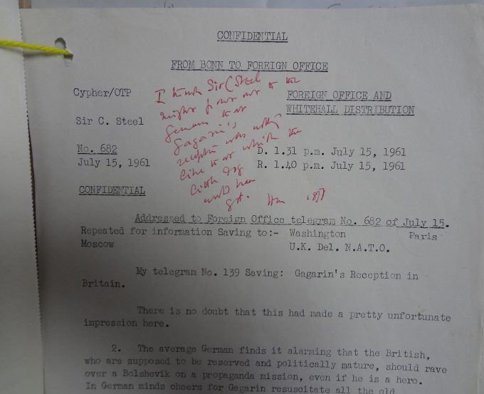 Christopher Steel’s telegram and Harold Macmillan’s comment, 18 July 1961 (catalogue reference: PREM 11/3543).
