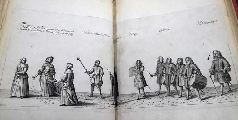 Double-page illustration of a number of people walking in a line. Towards the front a woman scatters flowers. At the rear a group of men bang drums