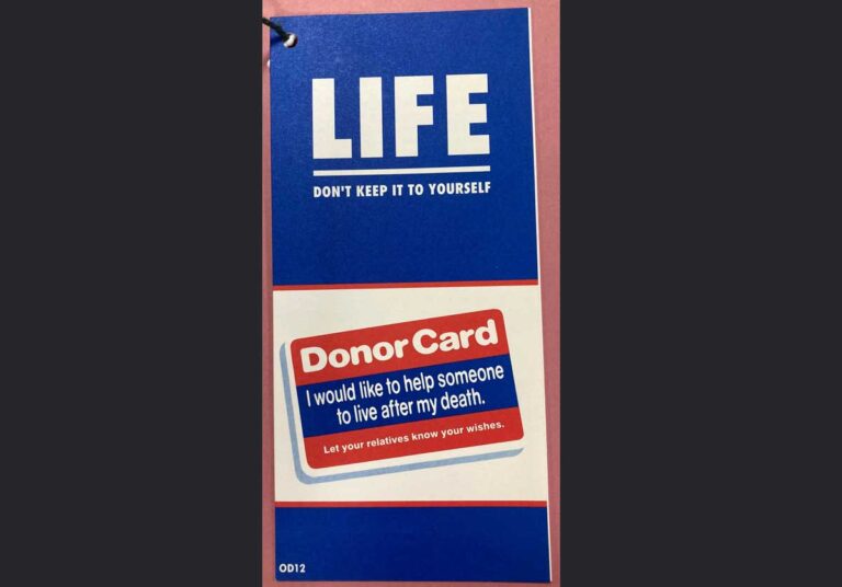 An image of a donor card appears below the words 'Life – Don't keep it to yourself'.