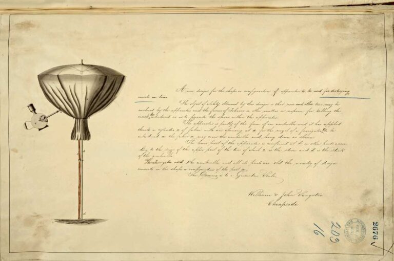 One large diagram sits beside several paragraphs of text explaining how the apparatus operates.